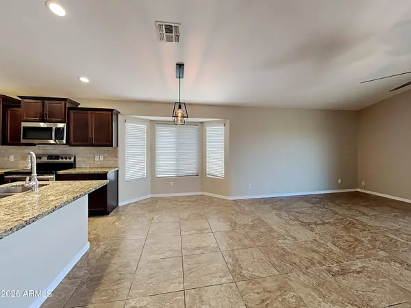 5426 S 30TH Glen, Phoenix, AZ 85041