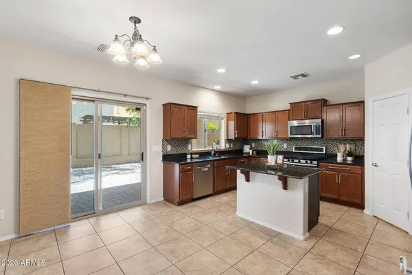 5440 W HOBBY HORSE Drive, Phoenix, AZ 85083