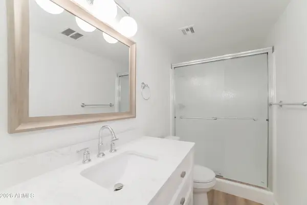 1802 W WAHALLA Lane, Phoenix, AZ 85027