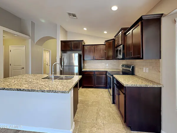 5426 S 30TH Glen, Phoenix, AZ 85041