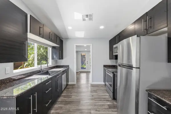 2606 W GELDING Drive, Phoenix, AZ 85023