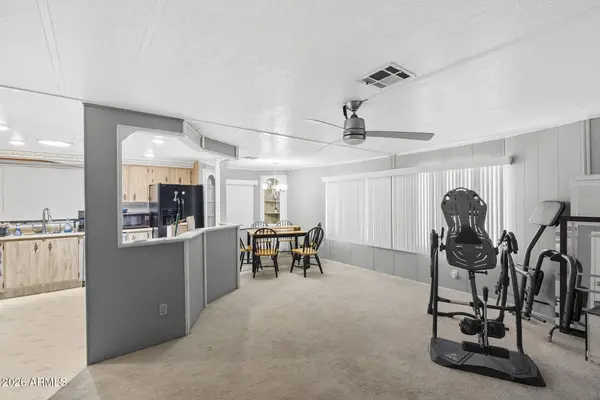 909 S 95TH Way, Mesa, AZ 85208