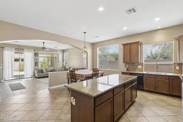 1332 E RACINE Drive, Casa Grande, AZ 85122