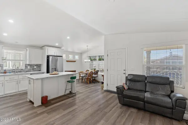 1363 N PLAZA Drive #10, Apache Junction, AZ 85120