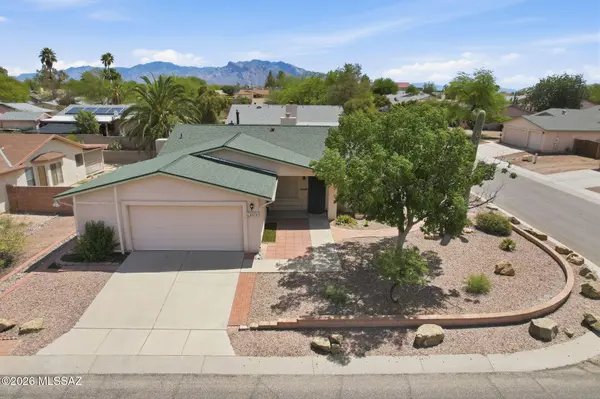 8470 N Star Grass Drive, Tucson, AZ 85742