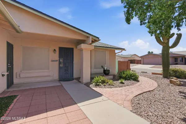 8470 N Star Grass Drive, Tucson, AZ 85742