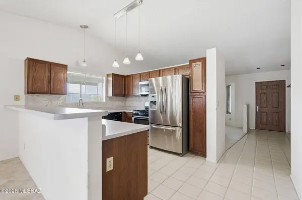 8470 N Star Grass Drive, Tucson, AZ 85742