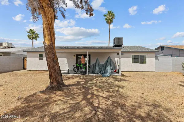 3915 E HILLERY Drive, Phoenix, AZ 85032