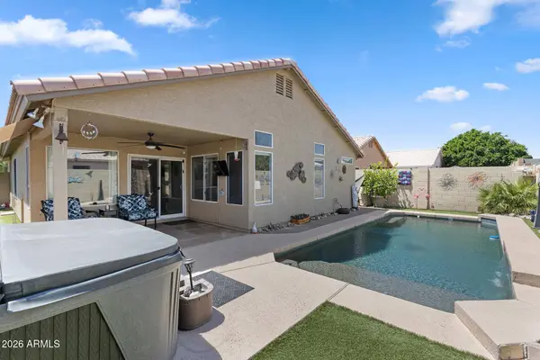 13532 W OCOTILLO Lane, Surprise, AZ 85374