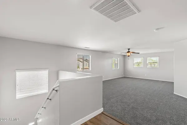 974 E SUN VALLEY FARMS Lane, San Tan Valley, AZ 85140