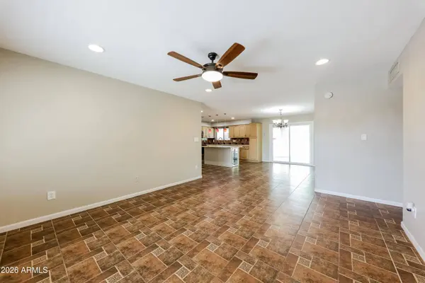 11610 N 58TH Avenue, Glendale, AZ 85304