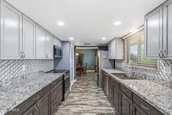 9735 W EDWARD Drive, Sun City, AZ 85351