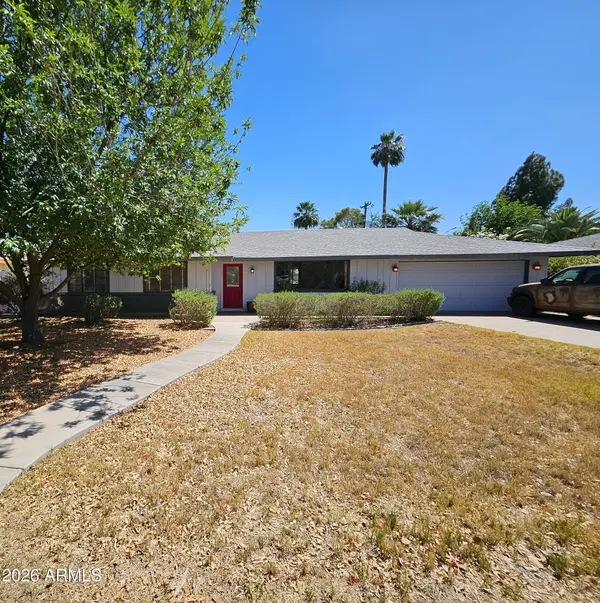 317 E GRISWOLD Road, Phoenix, AZ 85020