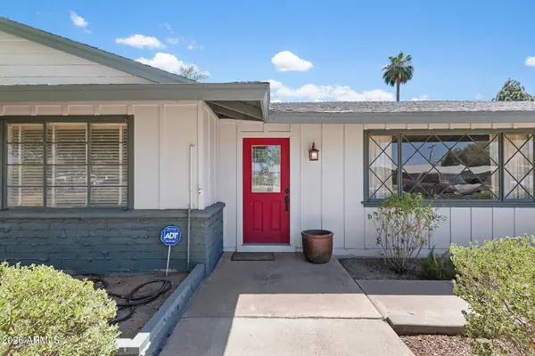 317 E GRISWOLD Road, Phoenix, AZ 85020