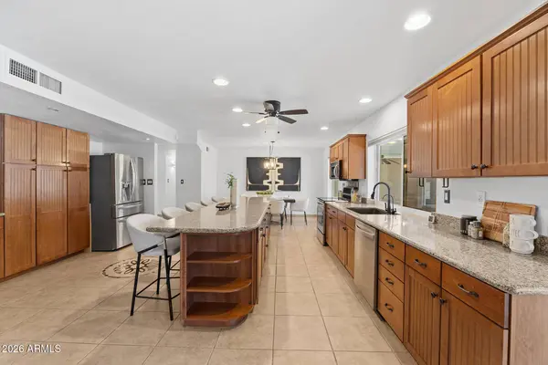 1128 W MONTE Avenue, Mesa, AZ 85210