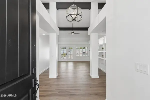 1970 E SUNBURST Lane, Tempe, AZ 85284
