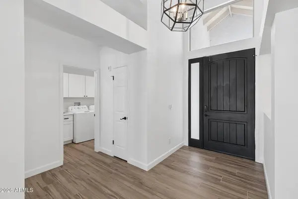 1970 E SUNBURST Lane, Tempe, AZ 85284