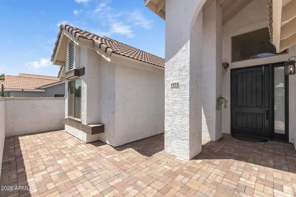1970 E SUNBURST Lane, Tempe, AZ 85284
