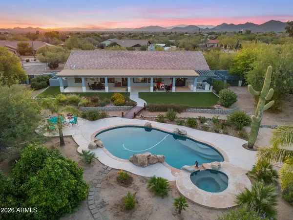 4839 E CALLE DE LOS ARBOLES --, Cave Creek, AZ 85331