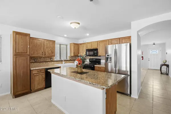 1773 E CARDINAL Drive, Casa Grande, AZ 85122