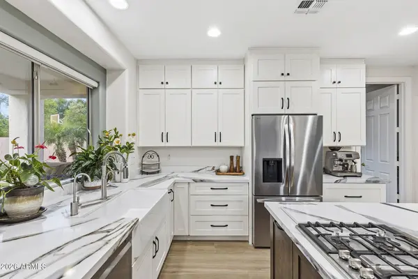1582 E JADE Place, Chandler, AZ 85286