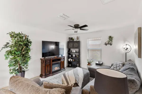 25055 N 174TH Lane, Surprise, AZ 85387