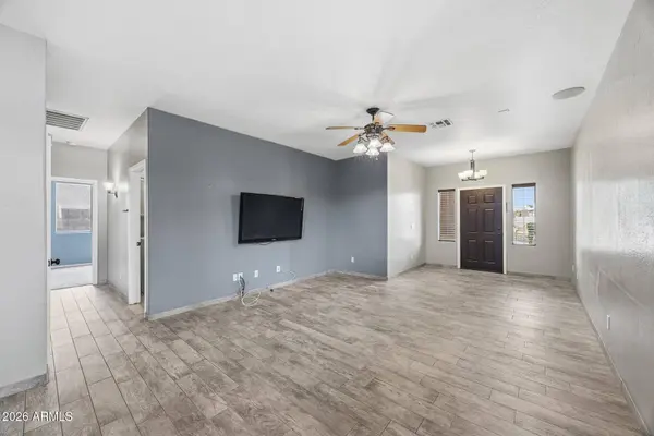 8303 N 56TH Lane, Glendale, AZ 85302