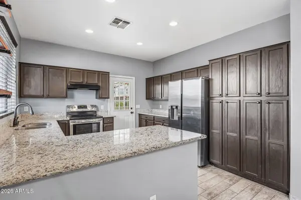 8303 N 56TH Lane, Glendale, AZ 85302