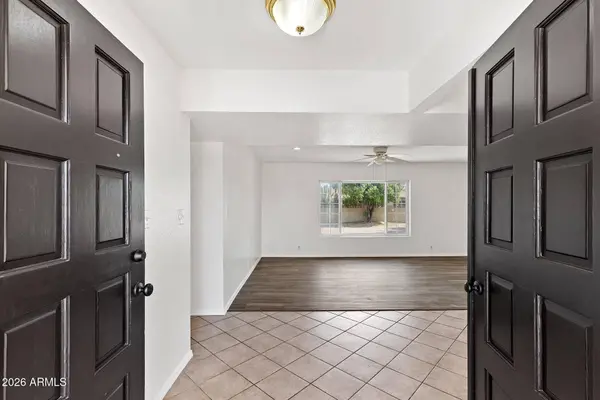 4503 W BRYCE Lane, Glendale, AZ 85301