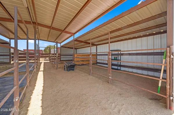 610 W VALLERI ANN Road, Paulden, AZ 86334