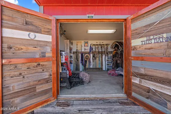 610 W VALLERI ANN Road, Paulden, AZ 86334