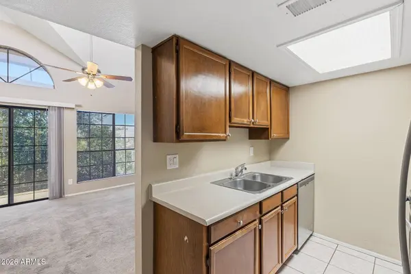 8888 N 47TH Avenue #220, Glendale, AZ 85302