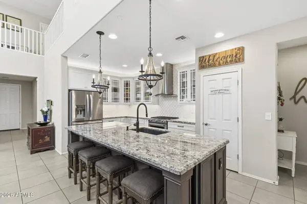 17327 W STRAIGHT ARROW Lane, Surprise, AZ 85387