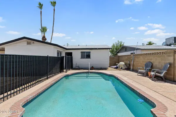 3710 W CARON Street, Phoenix, AZ 85051