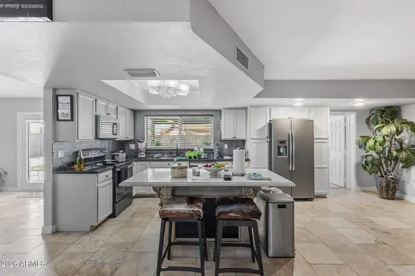 4716 W CHRISTY Drive, Glendale, AZ 85304