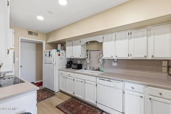 12482 N AUGUSTA Drive, Sun City, AZ 85351