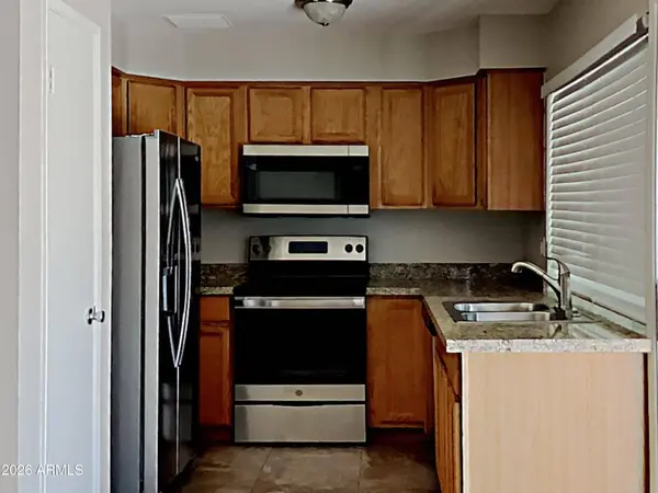 9855 N 56TH Drive, Glendale, AZ 85302