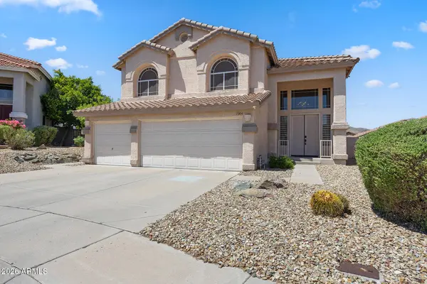 1004 E Amberwood Drive, Phoenix, AZ 85048