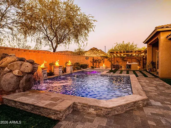 9310 W YELLOW BIRD Lane, Peoria, AZ 85383