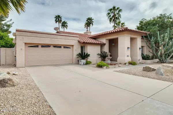 10675 E CINNABAR Avenue, Scottsdale, AZ 85258