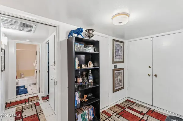 10624 W CLAIR Drive, Sun City, AZ 85351