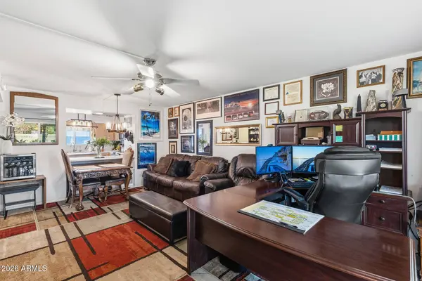 10624 W CLAIR Drive, Sun City, AZ 85351