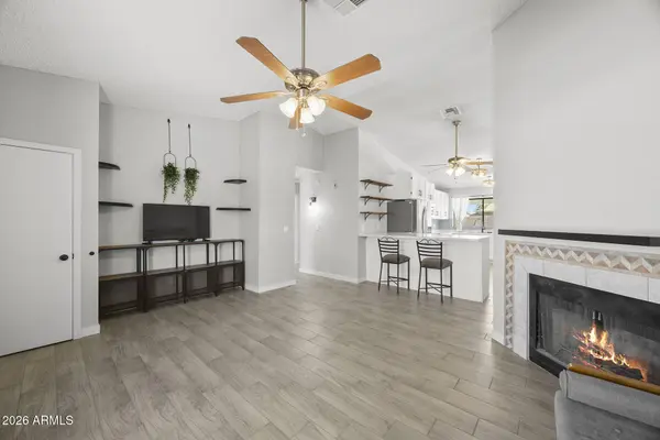 5301 W ASTER Drive, Glendale, AZ 85304