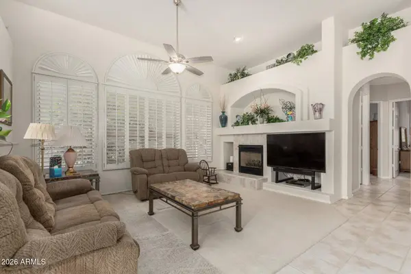 4419 E ROBIN Lane, Phoenix, AZ 85050