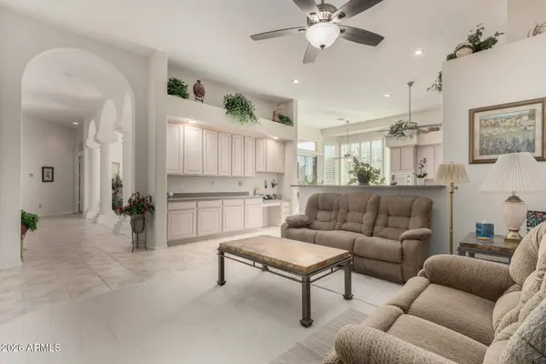 4419 E ROBIN Lane, Phoenix, AZ 85050