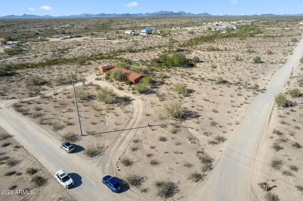 33514 W INDIAN SCHOOL Road, Tonopah, AZ 85354