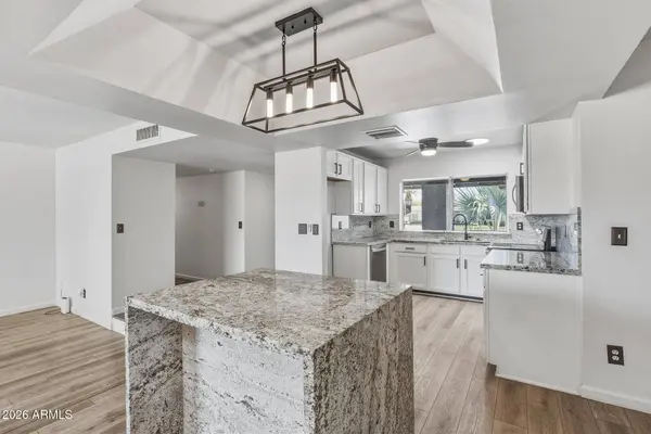 2522 W OLLA Circle, Mesa, AZ 85202