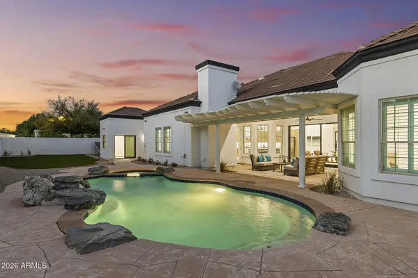 1120 N WREN Drive, Gilbert, AZ 85234