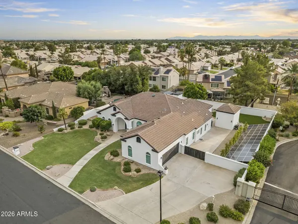 1120 N WREN Drive, Gilbert, AZ 85234