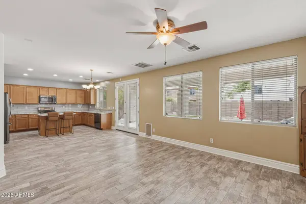18027 W SUNNYSLOPE Lane, Waddell, AZ 85355